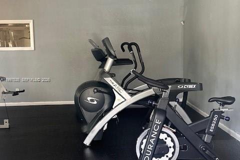 Condo in Pembroke Pines, Florida, 1 bedroom  № 2059487 - photo 16