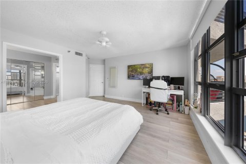 Copropriété à louer à Aventura, Floride: 3 chambres, 126.44 m2 № 2025801 - photo 9