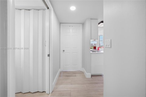 Copropriété à louer à Aventura, Floride: 3 chambres, 126.44 m2 № 2025801 - photo 18