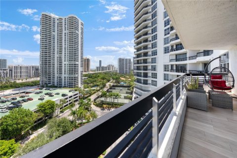 Copropriété à louer à Aventura, Floride: 3 chambres, 126.44 m2 № 2025801 - photo 25