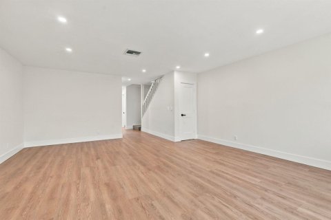 Copropriété à vendre à West Palm Beach, Floride: 2 chambres, 121.05 m2 № 2418053 - photo 8