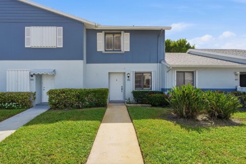 Copropriété à vendre à West Palm Beach, Floride: 2 chambres, 121.05 m2 № 2418053 - photo 2