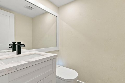 Copropriété à vendre à West Palm Beach, Floride: 2 chambres, 121.05 m2 № 2418053 - photo 14