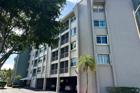Condominio en venta en West Palm Beach, Florida, 2 dormitorios, 100.43 m2 № 2260222 - foto 2