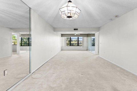 Copropriété à vendre à West Palm Beach, Floride: 2 chambres, 133.97 m2 № 2153670 - photo 12