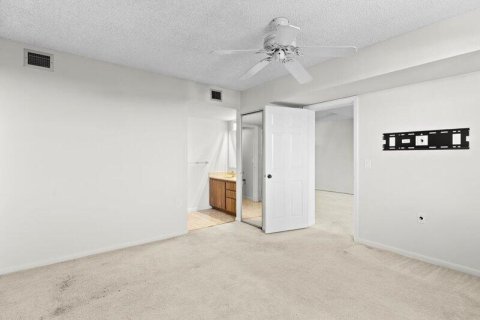 Copropriété à vendre à West Palm Beach, Floride: 2 chambres, 133.97 m2 № 2153670 - photo 15