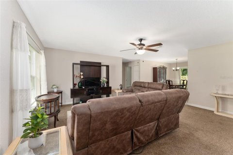 Villa ou maison à vendre à Summerfield, Floride: 3 chambres, 123.75 m2 № 1915996 - photo 6