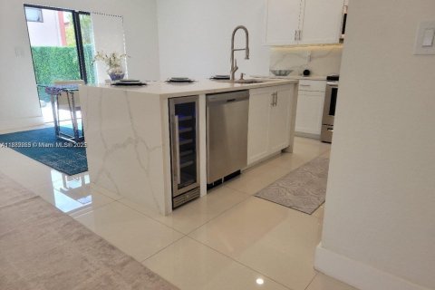 Adosado en alquiler en Miami Gardens, Florida, 4 dormitorios, 193.79 m2 № 1932385 - foto 19