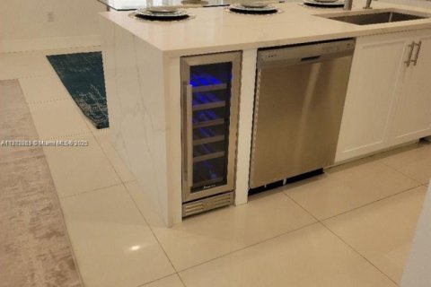 Adosado en alquiler en Miami Gardens, Florida, 4 dormitorios, 193.79 m2 № 1932385 - foto 7