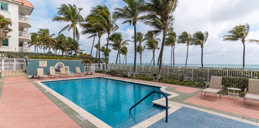 Condo à Deerfield Beach, Floride, 2 chambres  № 2146747