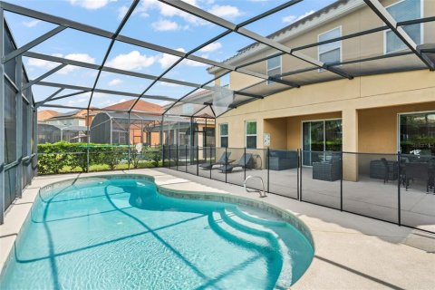 House in Davenport, Florida 6 bedrooms, 337.14 sq.m. № 1350506 - photo 2