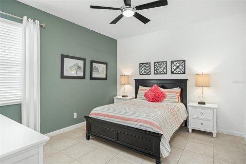 House in Davenport, Florida 6 bedrooms, 337.14 sq.m. № 1350506 - photo 21