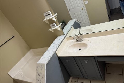 House in Lake Mary, Florida 3 bedrooms, 169.18 sq.m. № 2231199 - photo 9