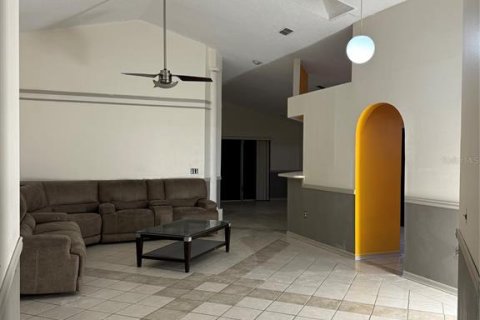 House in Lake Mary, Florida 3 bedrooms, 169.18 sq.m. № 2231199 - photo 5