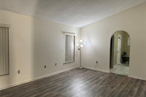 House in Lake Mary, Florida 3 bedrooms, 169.18 sq.m. № 2231199 - photo 8