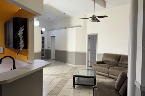 House in Lake Mary, Florida 3 bedrooms, 169.18 sq.m. № 2231199 - photo 6