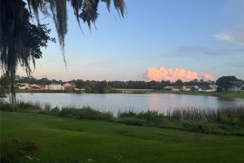House in Lake Mary, Florida 3 bedrooms, 169.18 sq.m. № 2231199 - photo 13