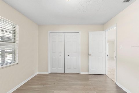 Casa en venta en Tampa, Florida, 4 dormitorios, 180.97 m2 № 2222789 - foto 22