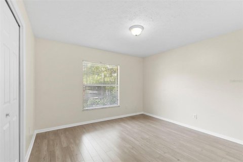 Casa en venta en Tampa, Florida, 4 dormitorios, 180.97 m2 № 2222789 - foto 24