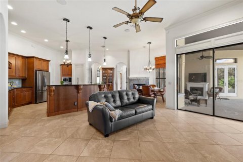 Casa en venta en Sorrento, Florida, 5 dormitorios, 426.7 m2 № 2383507 - foto 9