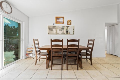 Купить таунхаус в Хомстед, Флорида 3 спальни, 111.48м2, № 2051121 - фото 9