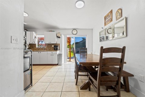 Купить таунхаус в Хомстед, Флорида 3 спальни, 111.48м2, № 2051121 - фото 8