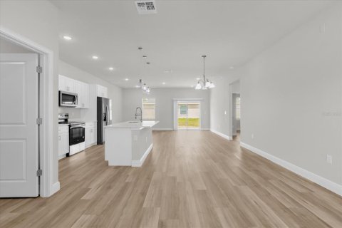 Casa en alquiler en Ocala, Florida, 4 dormitorios, 170.29 m2 № 1882973 - foto 6