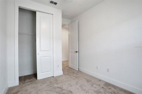Touwnhouse à vendre à Jacksonville Beach, Floride: 4 chambres, 168.34 m2 № 1793276 - photo 13