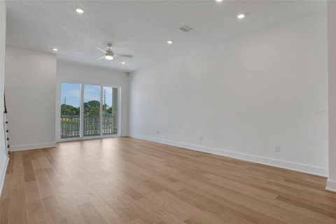 Touwnhouse à vendre à Jacksonville Beach, Floride: 4 chambres, 168.34 m2 № 1793276 - photo 20