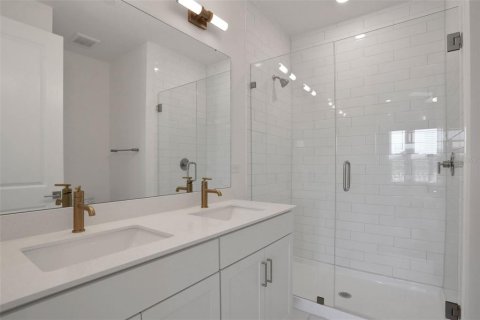 Touwnhouse à vendre à Jacksonville Beach, Floride: 4 chambres, 168.34 m2 № 1793276 - photo 17