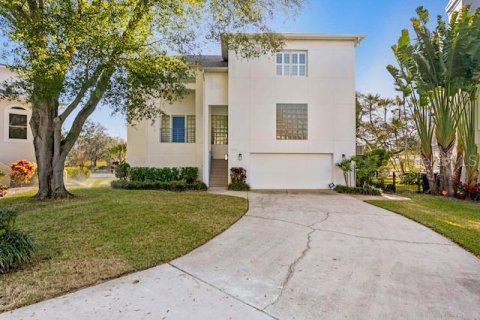 Casa en venta en Tampa, Florida, 3 dormitorios, 253.62 m2 № 1912007 - foto 2