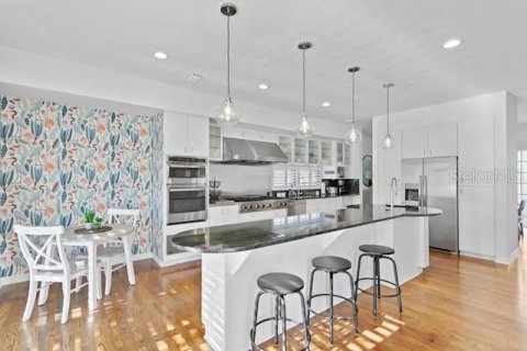 Casa en venta en Tampa, Florida, 3 dormitorios, 253.62 m2 № 1912007 - foto 12