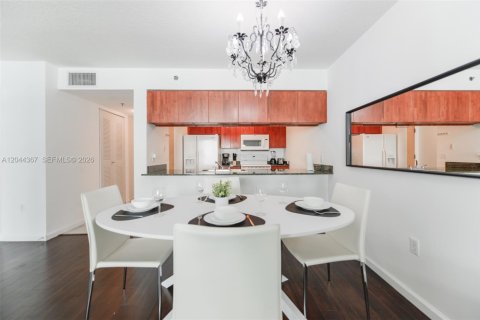 Condo in Miami, Florida, 1 bedroom  № 2178483 - photo 12