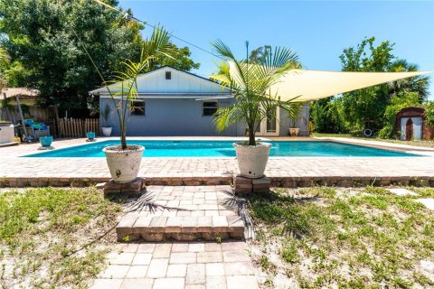 House in Sarasota, Florida 3 bedrooms, 121.7 sq.m. № 1869144 - photo 30