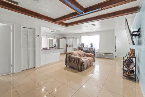 House in Sarasota, Florida 3 bedrooms, 121.7 sq.m. № 1869144 - photo 7