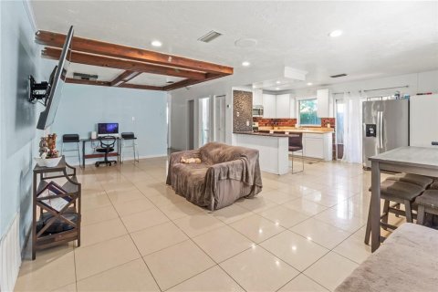 House in Sarasota, Florida 3 bedrooms, 121.7 sq.m. № 1869144 - photo 4