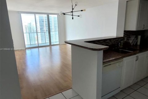 Купить кондоминиум в Майами, Флорида 1 спальня, 70.61м2, № 1958843 - фото 3