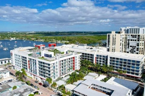 Condominio en venta en Hollywood, Florida, 2 dormitorios, 88.63 m2 № 2077207 - foto 21