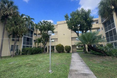 Condo in Miami, Florida, 1 bedroom  № 2017924