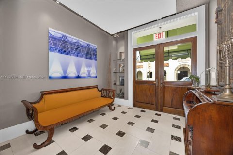 Immobilier commercial à vendre à Coral Gables, Floride № 2255990 - photo 4