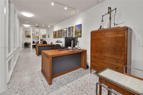 Immobilier commercial à vendre à Coral Gables, Floride № 2255990 - photo 6