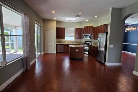 House in Tampa, Florida 4 bedrooms, 239.22 sq.m. № 2234315 - photo 13