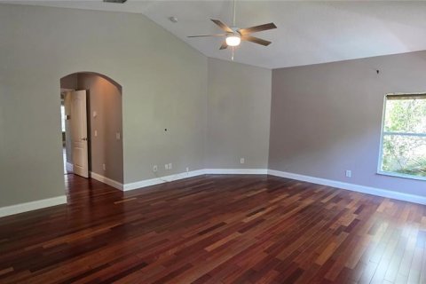 House in Tampa, Florida 4 bedrooms, 239.22 sq.m. № 2234315 - photo 29