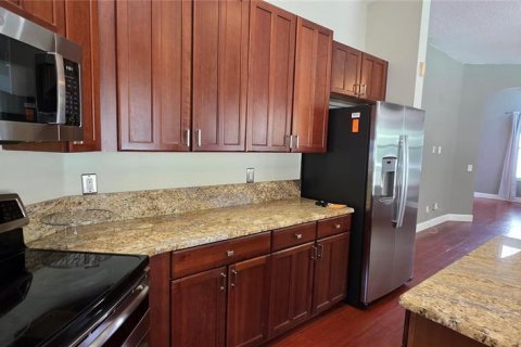 House in Tampa, Florida 4 bedrooms, 239.22 sq.m. № 2234315 - photo 23