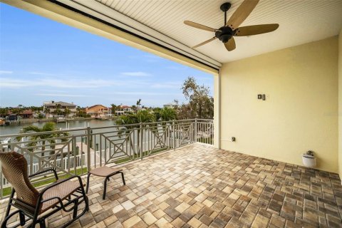 Casa en venta en Treasure Island, Florida, 3 dormitorios, 247.21 m2 № 1513495 - foto 14