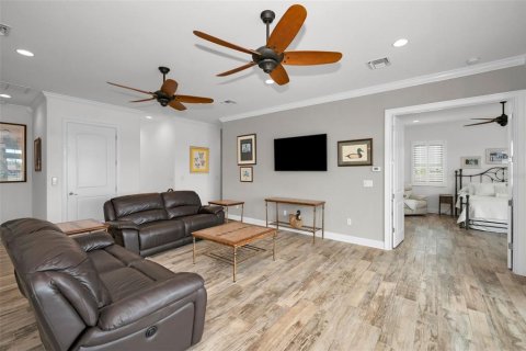 Casa en venta en Treasure Island, Florida, 3 dormitorios, 247.21 m2 № 1513495 - foto 18