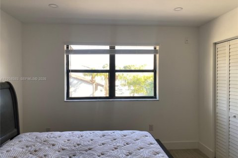 Apartamento en alquiler en Hialeah, Florida, 1 dormitorio, 63.08 m2 № 2024577 - foto 20