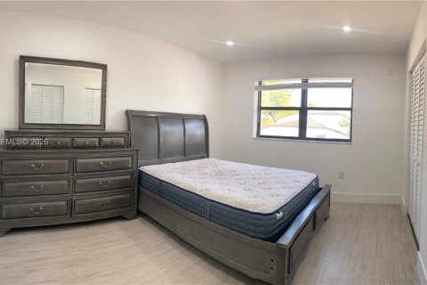 Apartamento en alquiler en Hialeah, Florida, 1 dormitorio, 63.08 m2 № 2024577 - foto 19