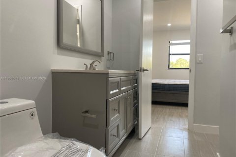 Apartamento en alquiler en Hialeah, Florida, 1 dormitorio, 63.08 m2 № 2024577 - foto 22