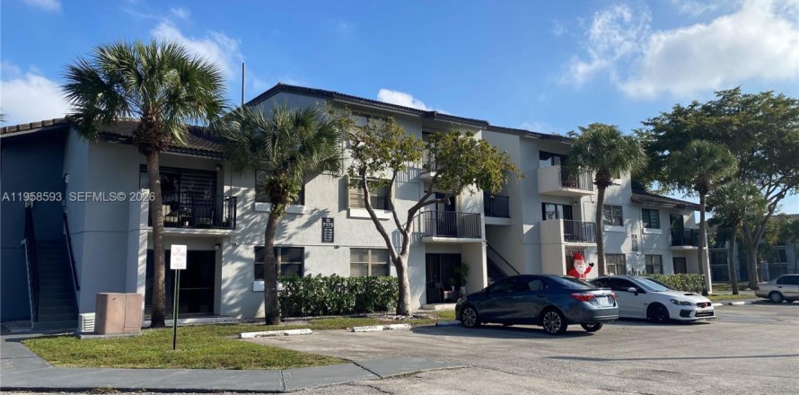 Apartamento en Hialeah, Florida 1 dormitorio, 63.08 m2 № 2024577